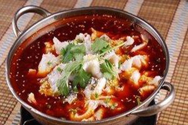 鱼吉祥蒸汽石锅鱼